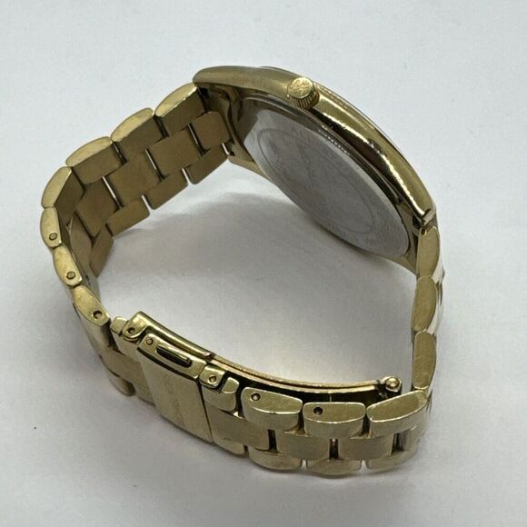 Michael Kors Slim Runway MK3264 Women Analog Pink Dial Quartz Wrist Watch JNA256 - Picture 10 of 11